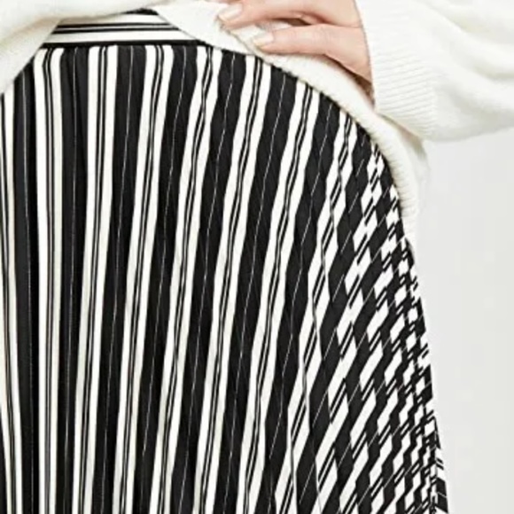 NWT Club Monaco Pleated Annina Skirt Black White Sz 2 - Picture 2 of 5